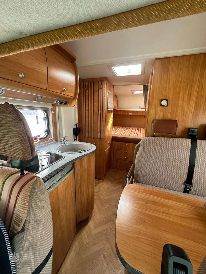 Bürstner Marano A590, кемперы