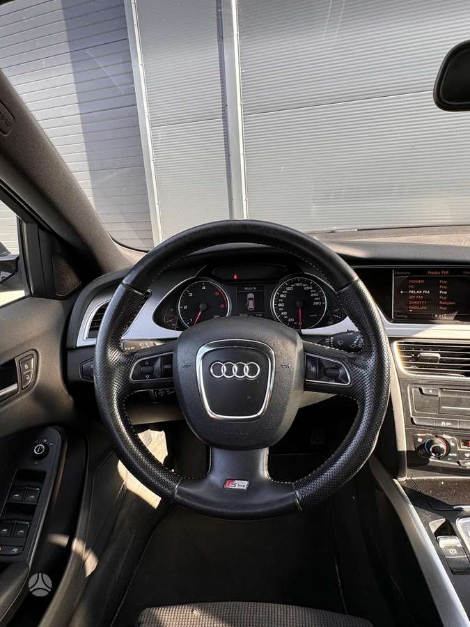 Audi A4, 2.7 l., Универсал