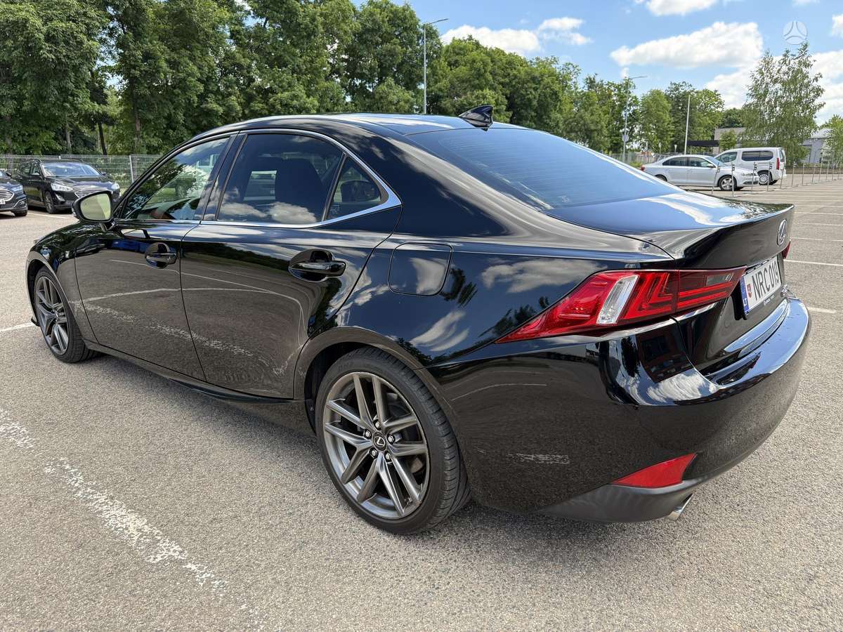 Lexus IS 250, 2.5 l., Седан