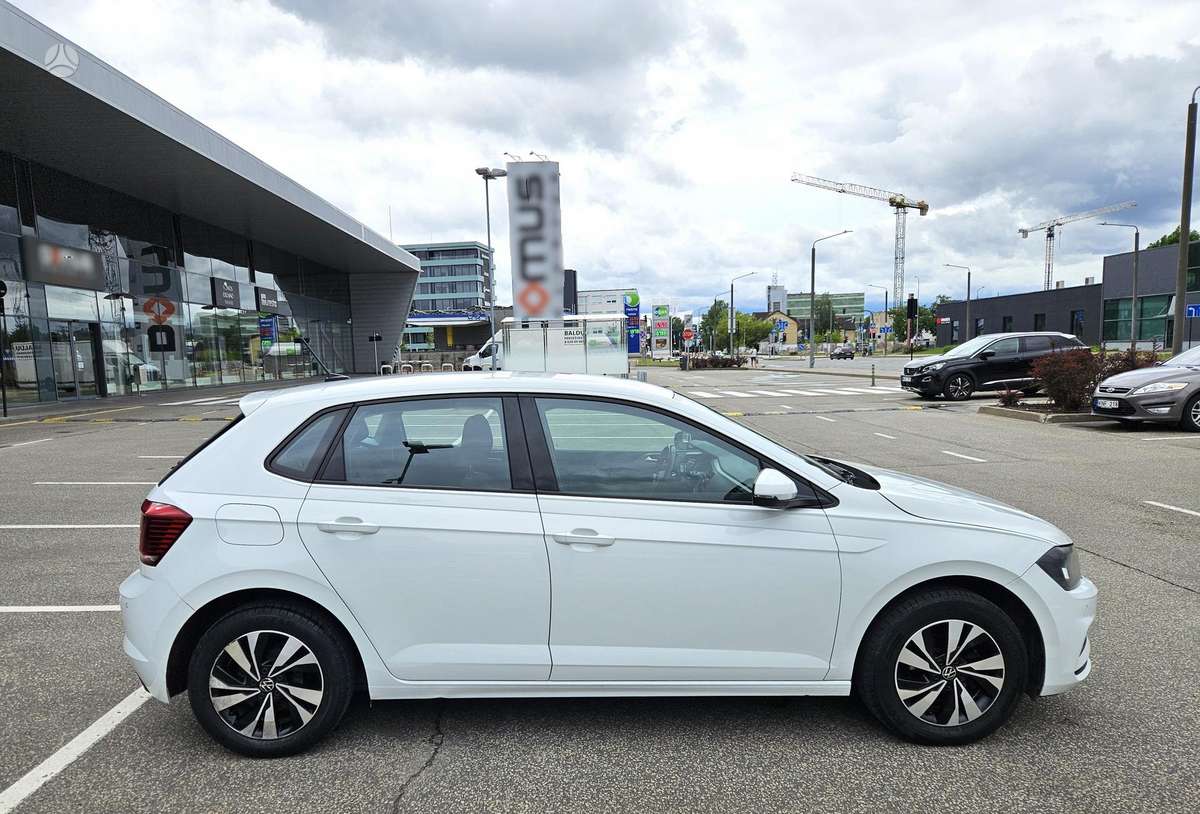 Volkswagen Polo - 8