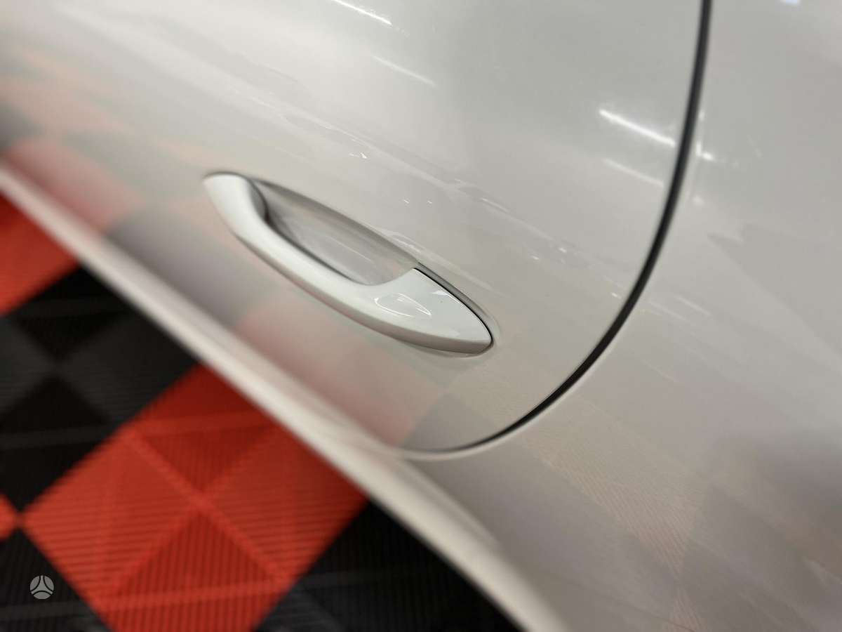 Porsche 911 - 8