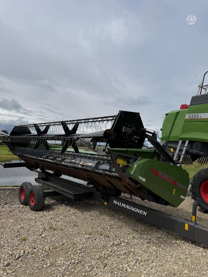 Fendt 5255 L, kombainai