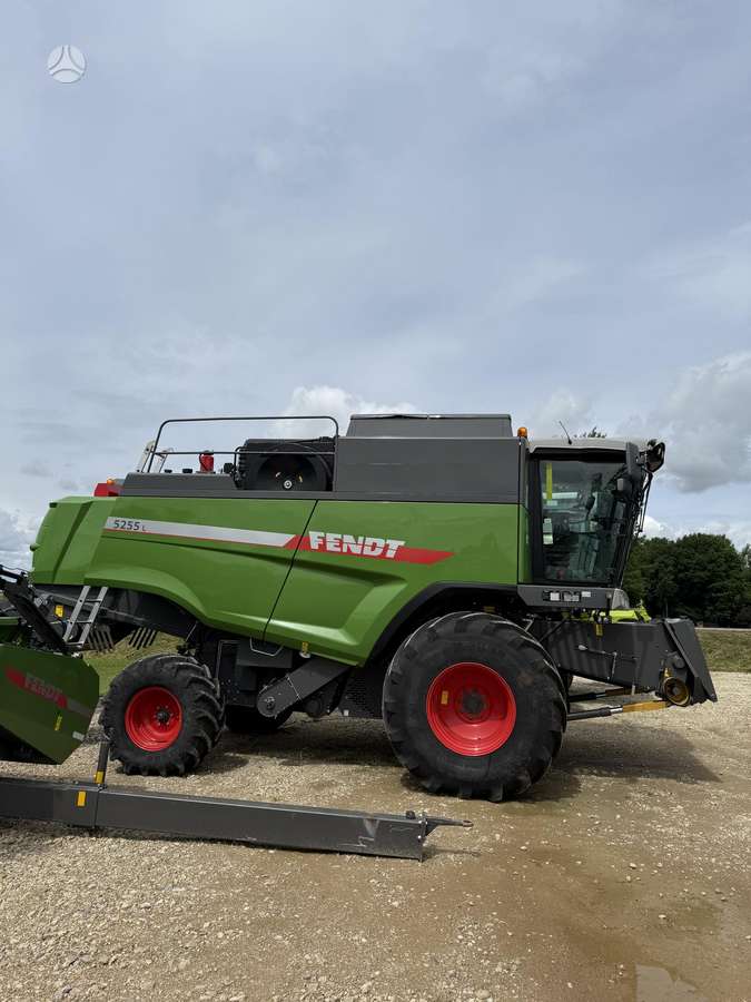 Fendt 5255 L, kombainai