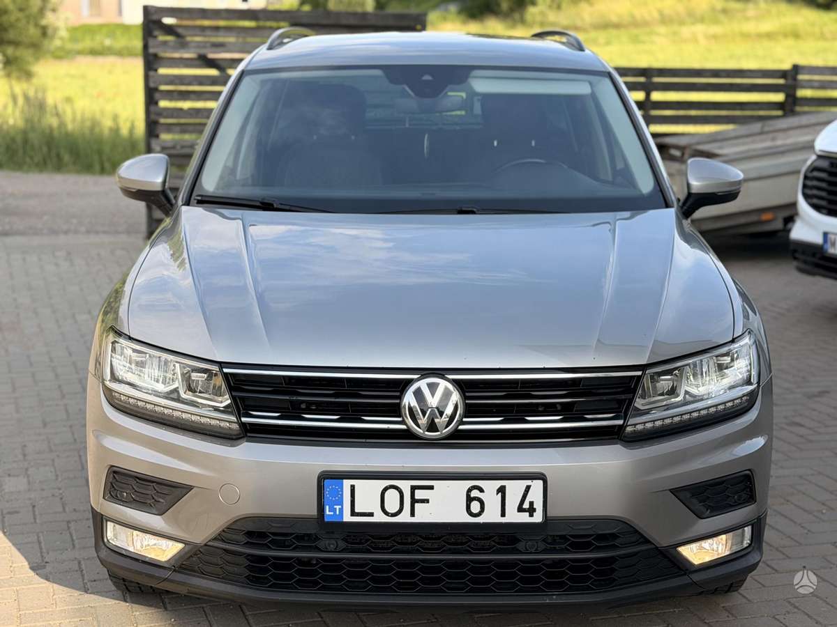 Volkswagen Tiguan - 9