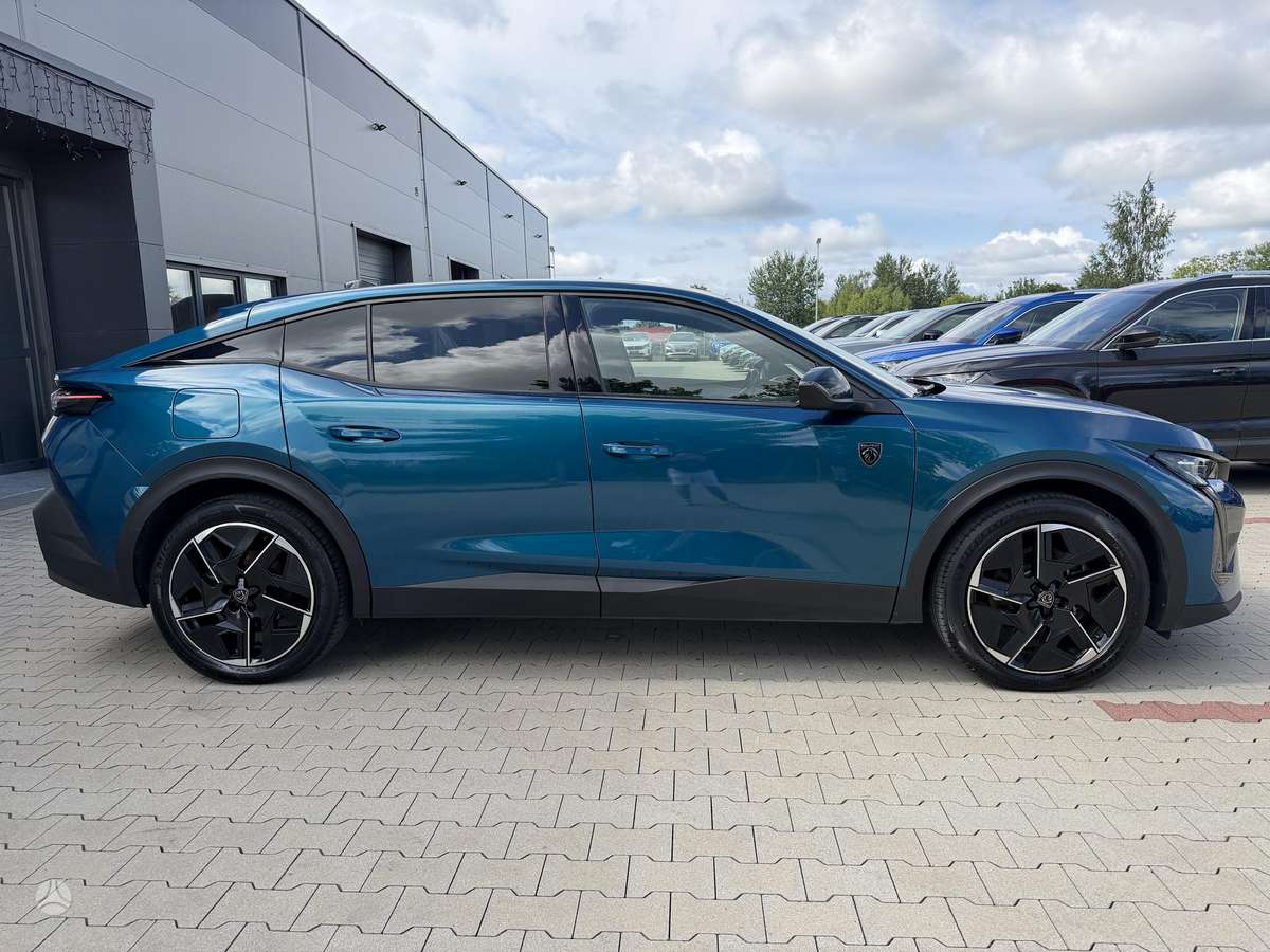 Peugeot 408 - 3