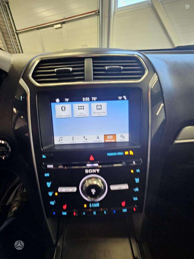 Ford Explorer, 3.5 l., off-road / crossover