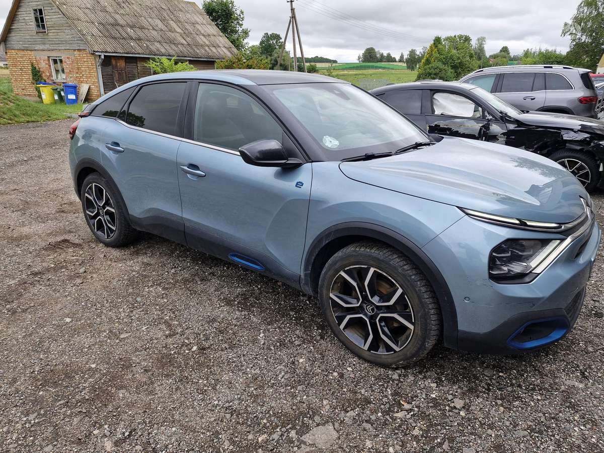 Citroen e-C4, hečbekas