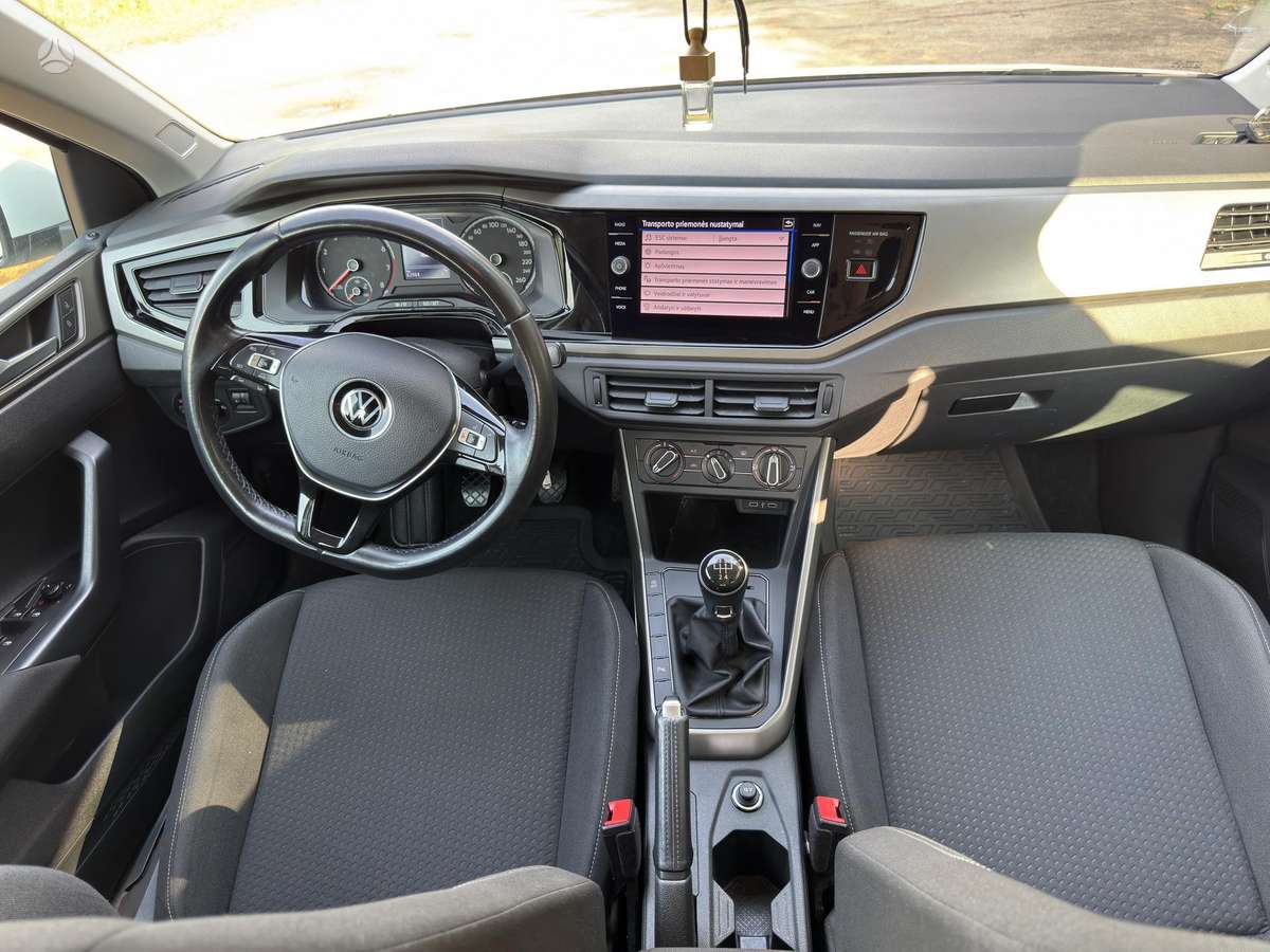 Volkswagen Polo - 11