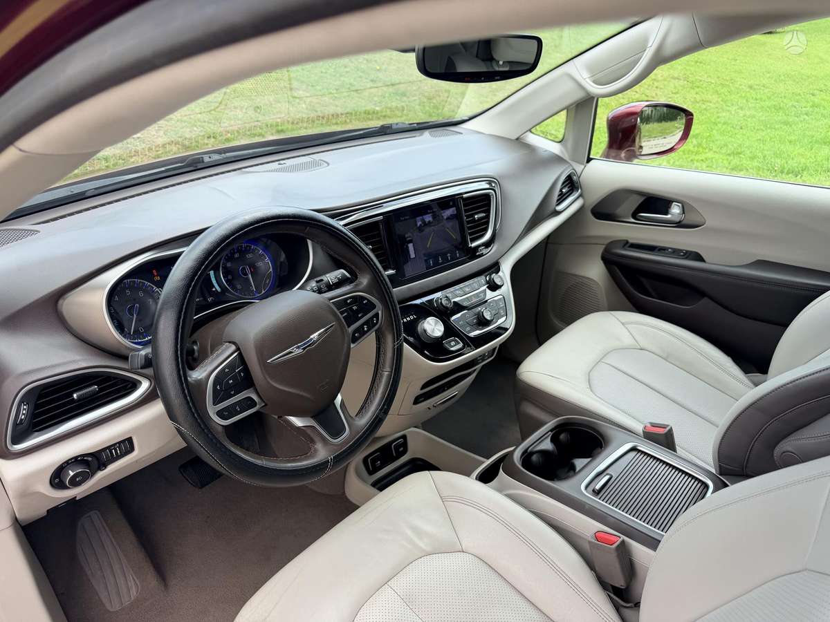 Chrysler Pacifica, 3.6 l., Минивэн