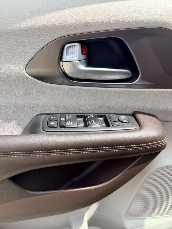 Chrysler Pacifica, 3.6 l., Минивэн