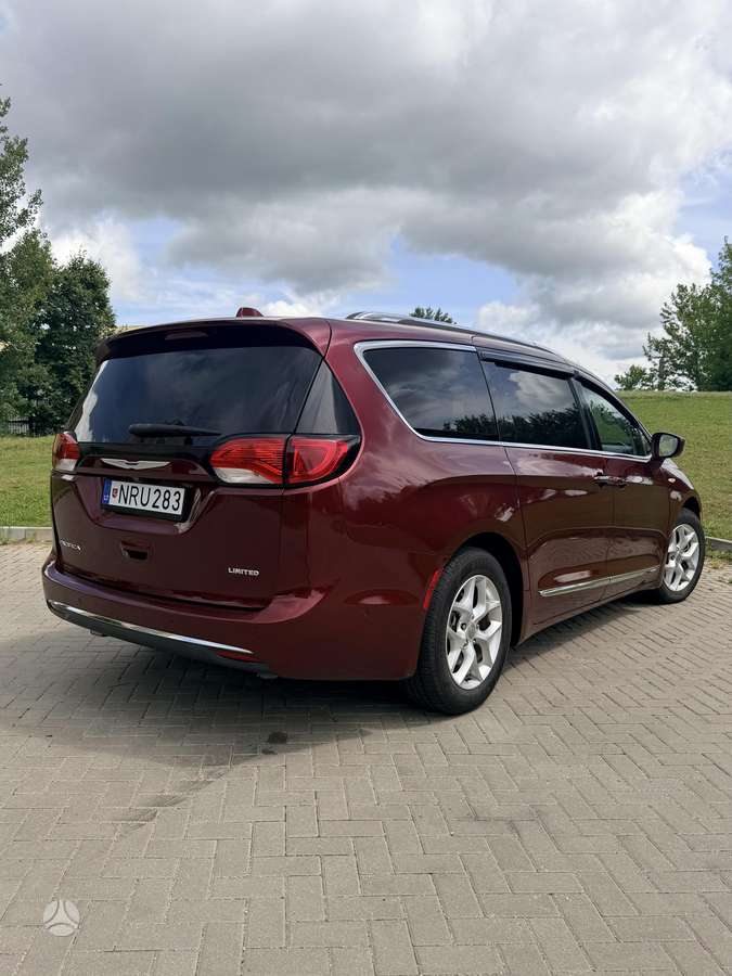 Chrysler Pacifica, 3.6 l., Минивэн