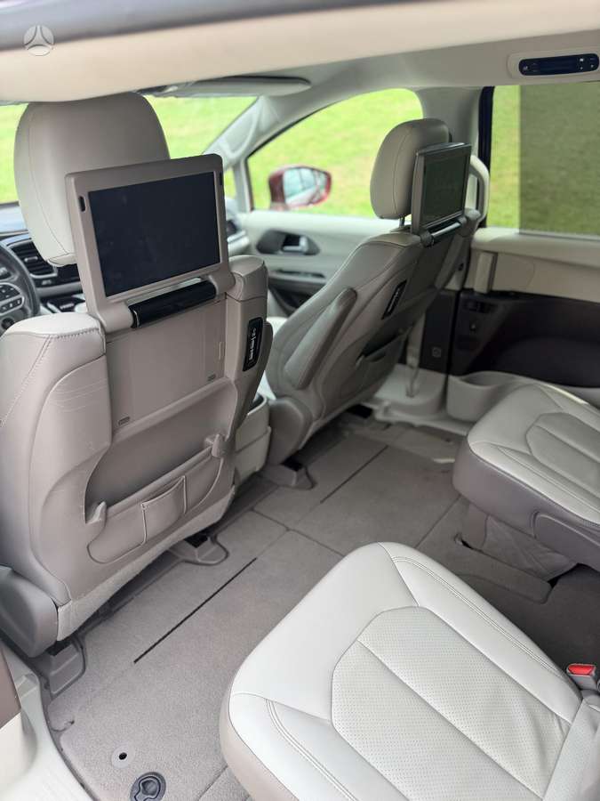 Chrysler Pacifica, 3.6 l., Минивэн