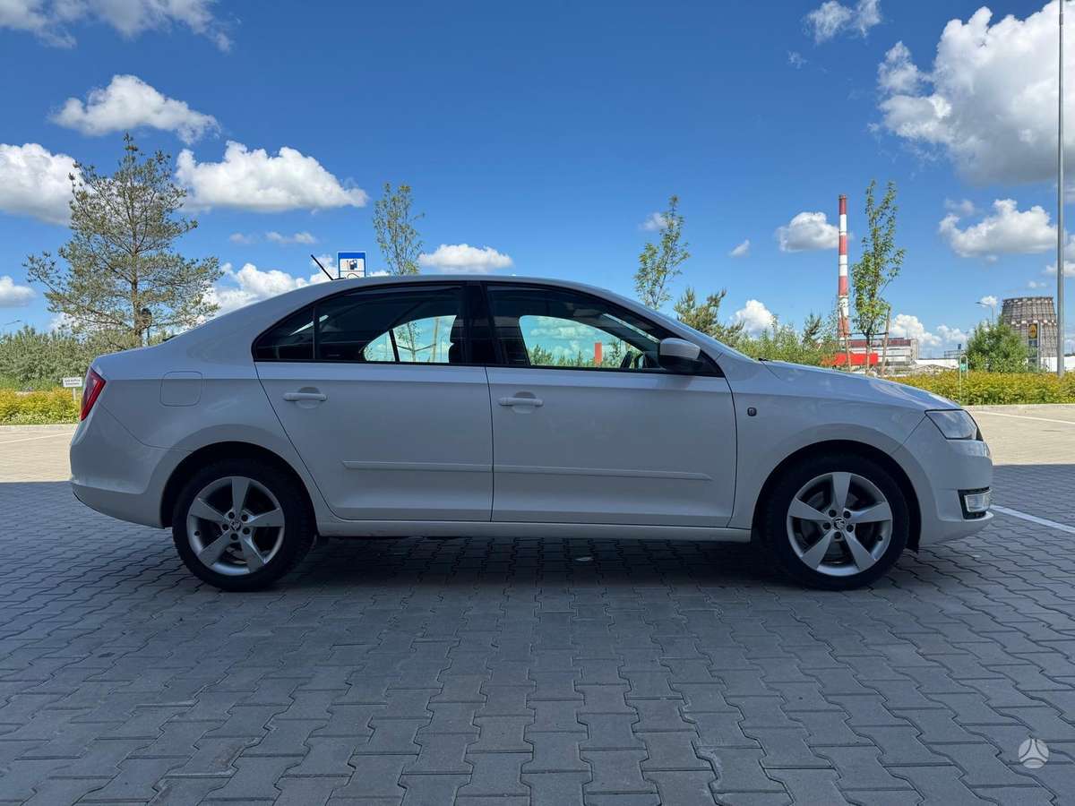 Skoda Rapid, 1.6 l., hatchback