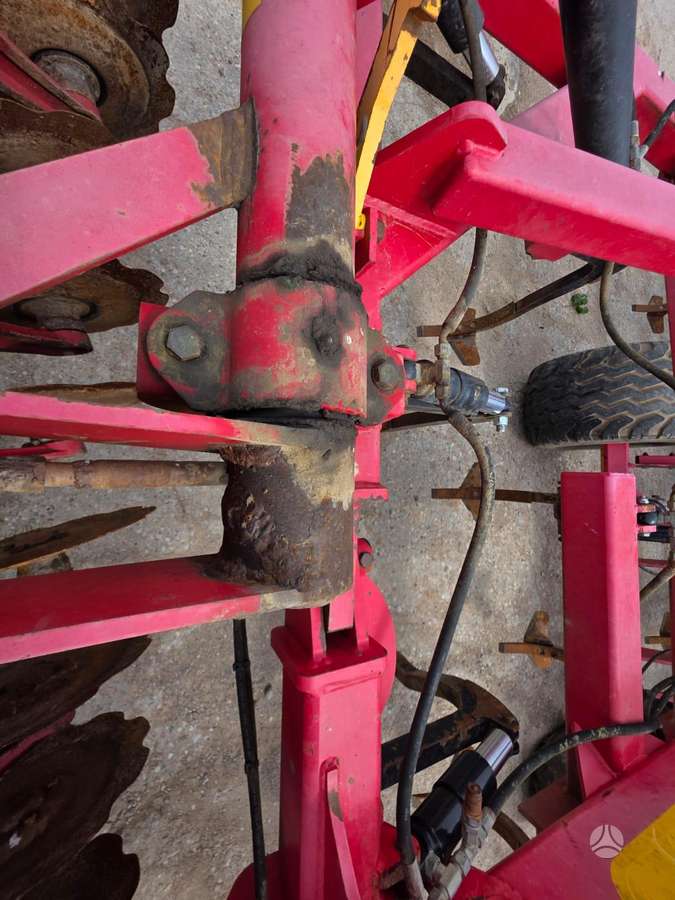 Vaderstad TopDown TD 500, scrapers, scrubbers