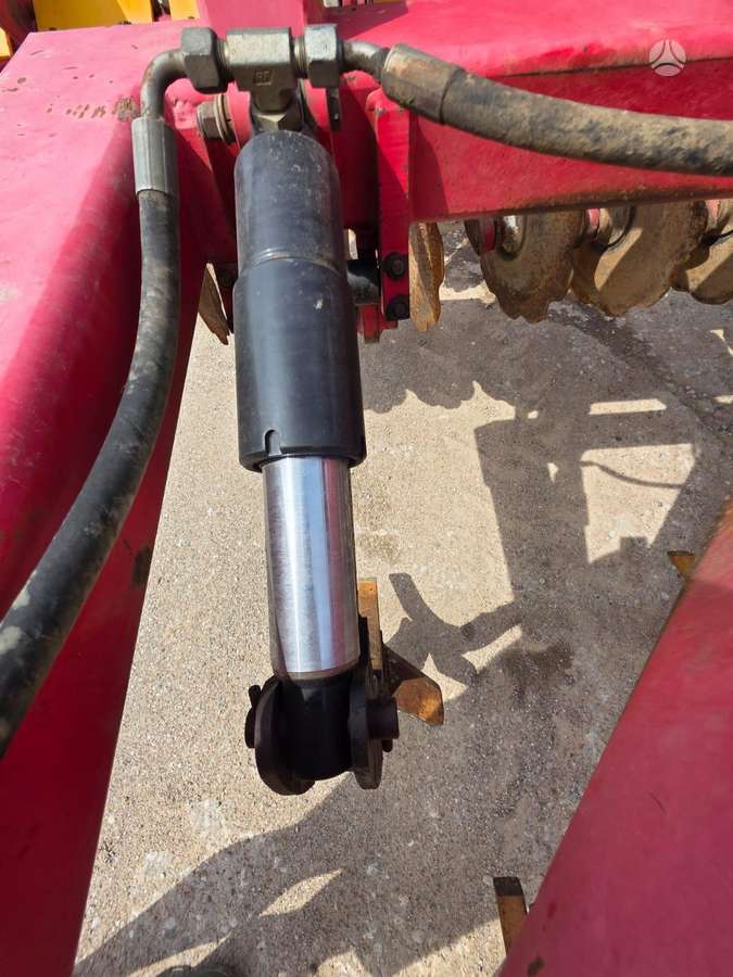 Vaderstad TopDown TD 500, scrapers, scrubbers