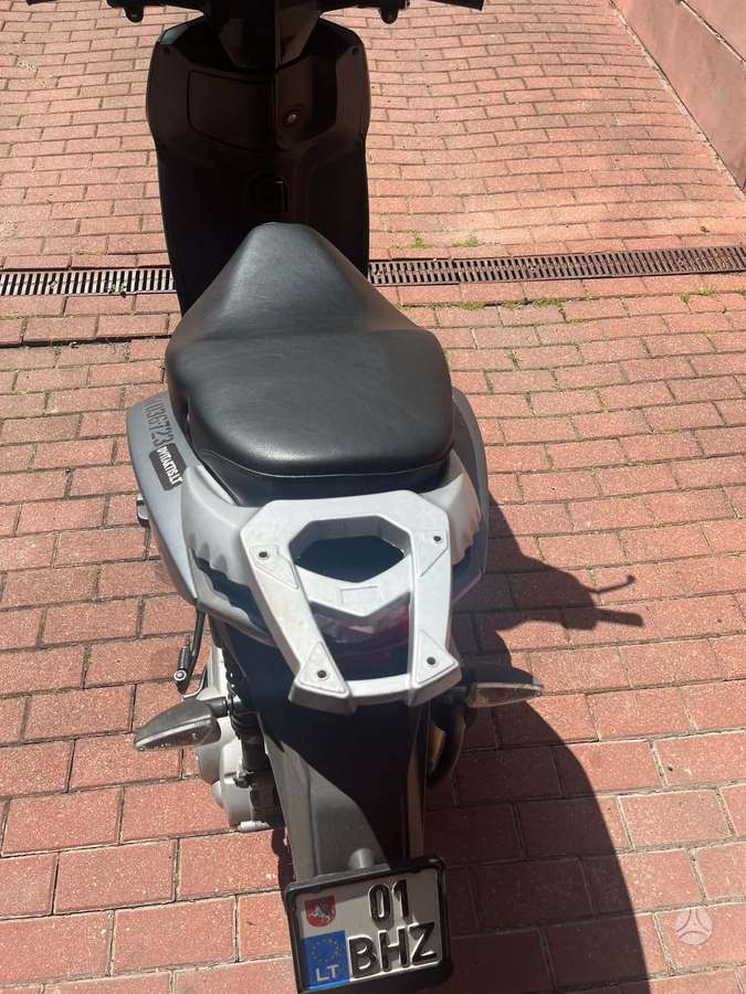Piaggio Typhoon 50cc, scooters / mopeds