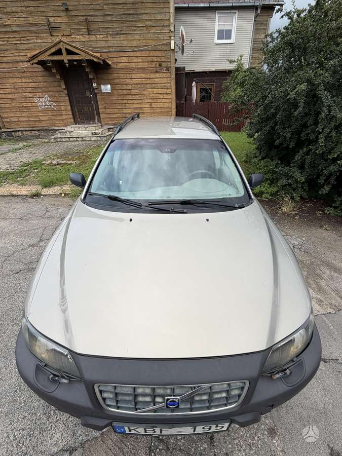 Volvo XC70, 2.4 l., wagon