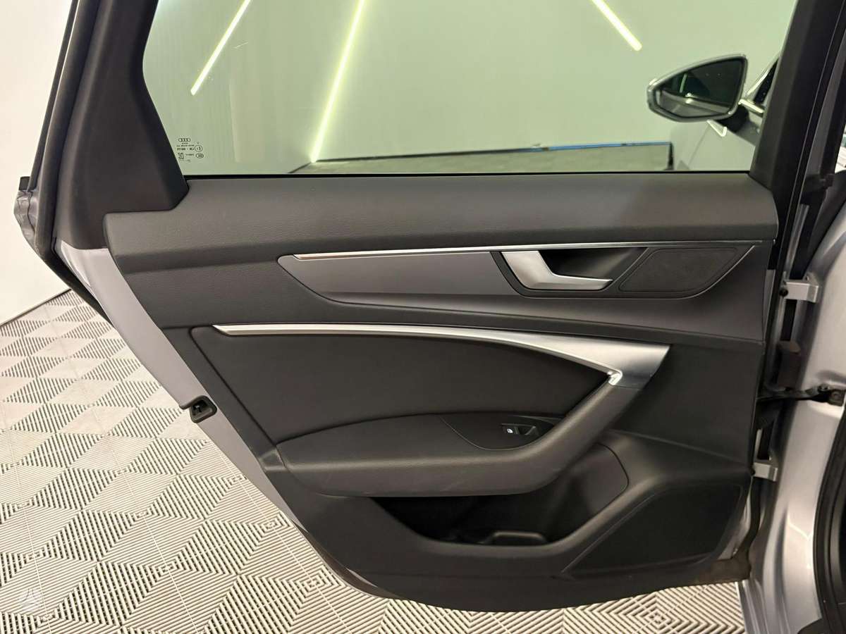 Audi A6, 2.0 l., Универсал