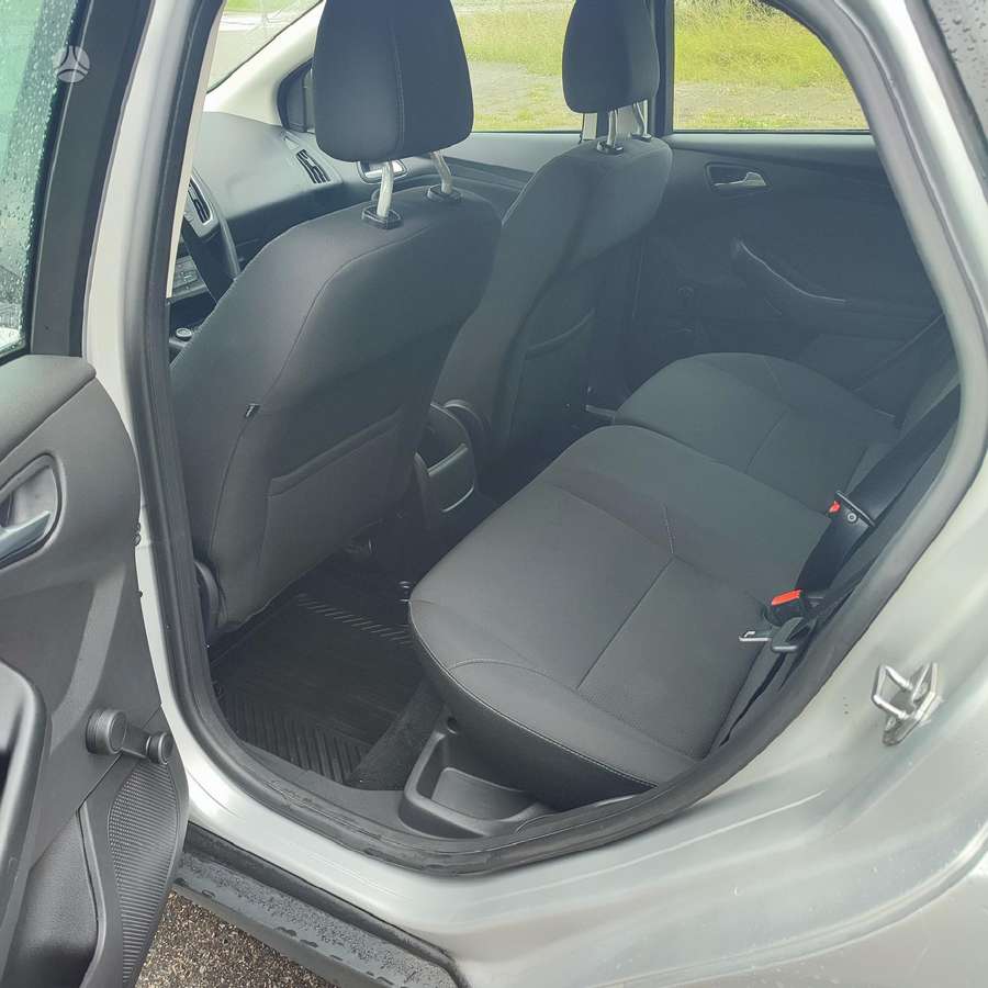 Ford Focus, 1.0 l., hatchback