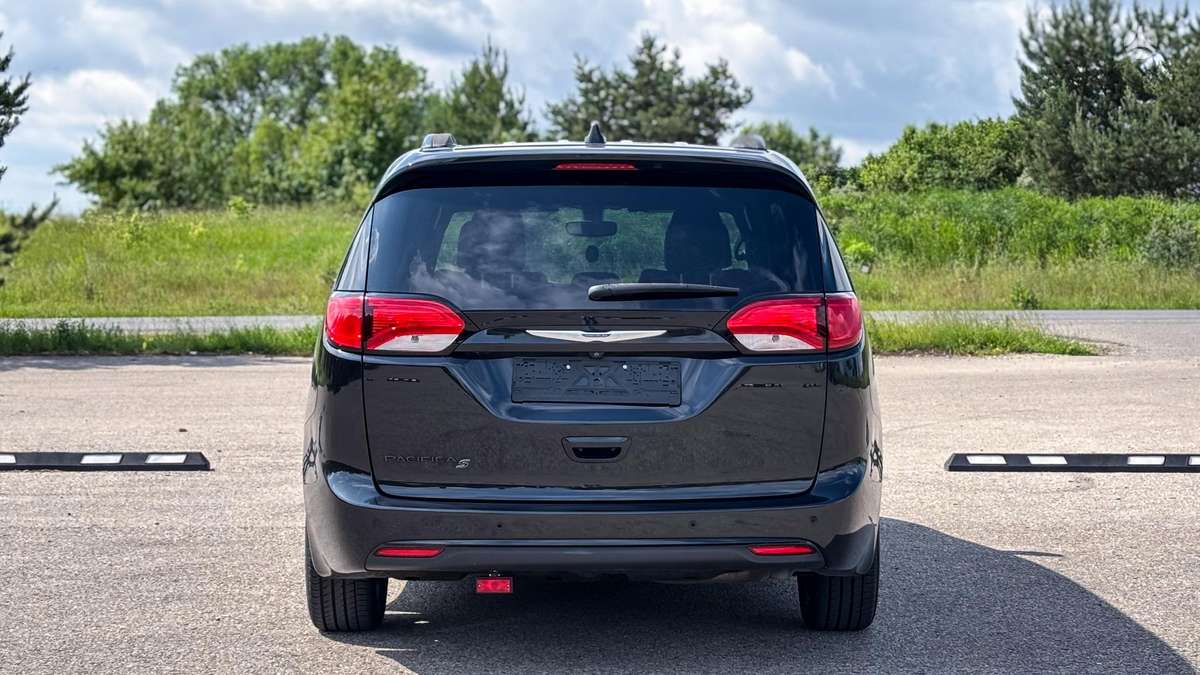 Chrysler Pacifica, 3.6 l., Минивэн