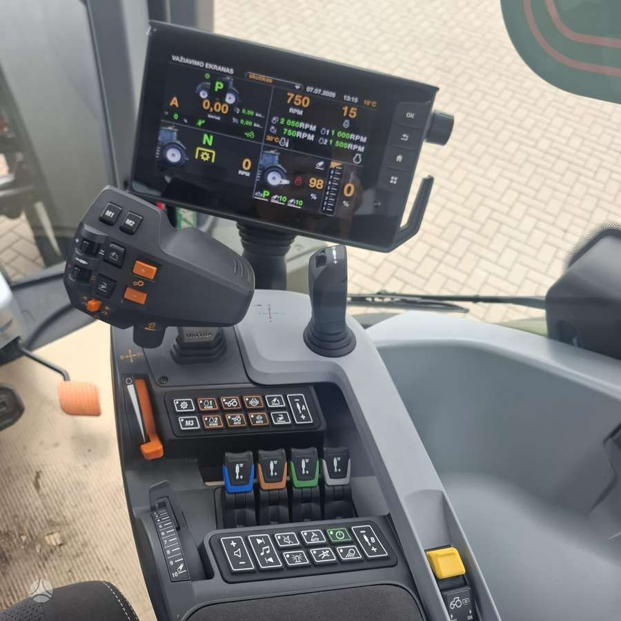 Valtra Q305, тракторы