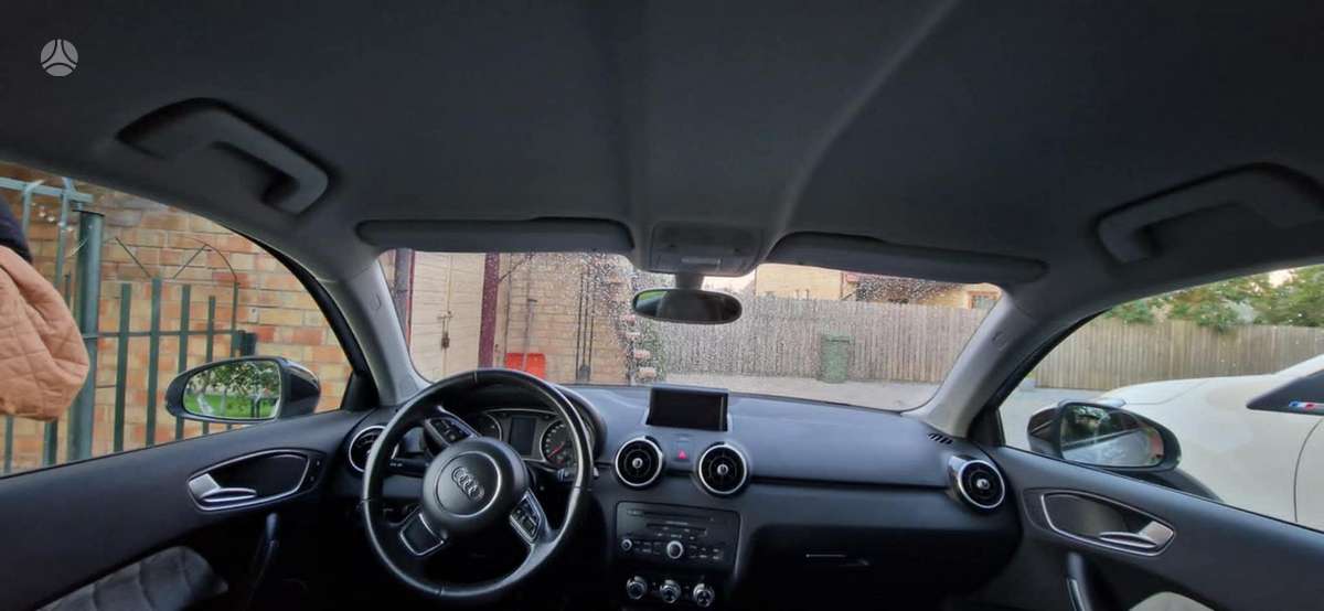 Audi A1, 1.6 l., hatchback