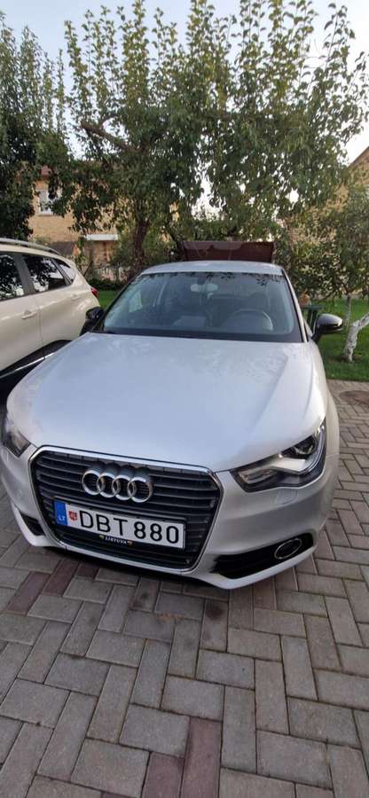 Audi A1, 1.6 l., hatchback