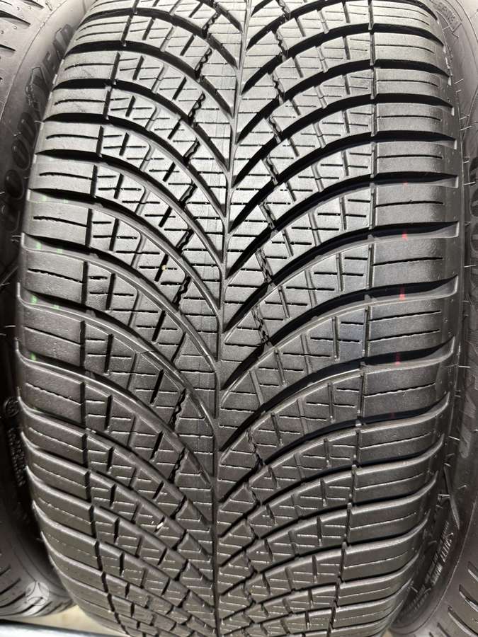 Goodyear Vector4Seasons//2024m, всесезонные 225/40 R19