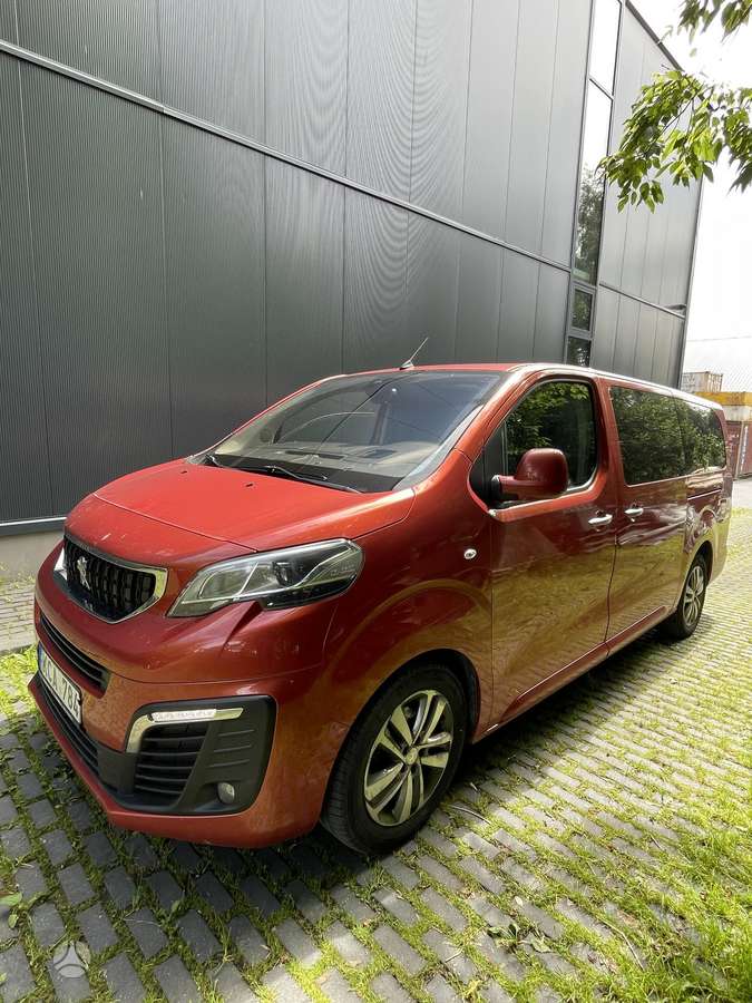 Peugeot Traveller - 8
