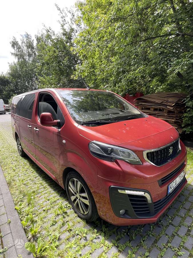 Peugeot Traveller - 10