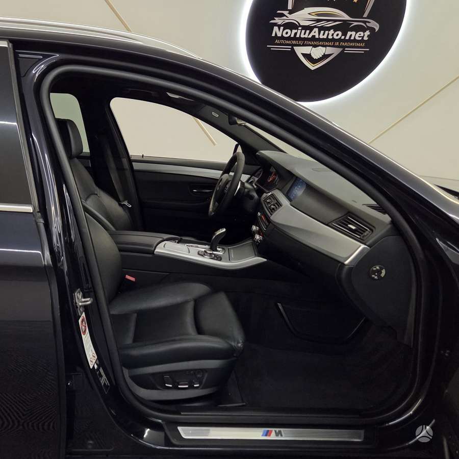 BMW 535, 3.0 l., wagon