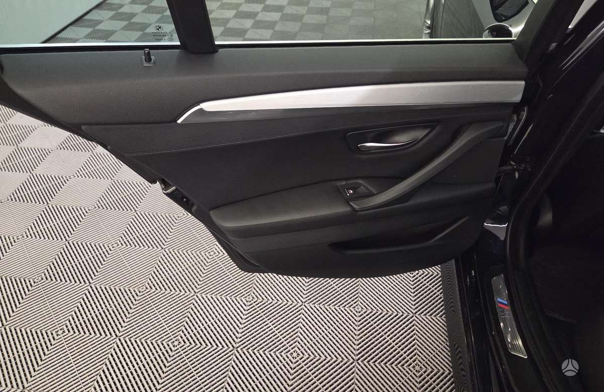 BMW 535, 3.0 l., wagon