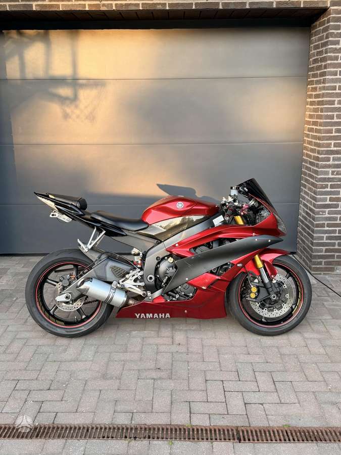 Yamaha R6 599cc, superbikes