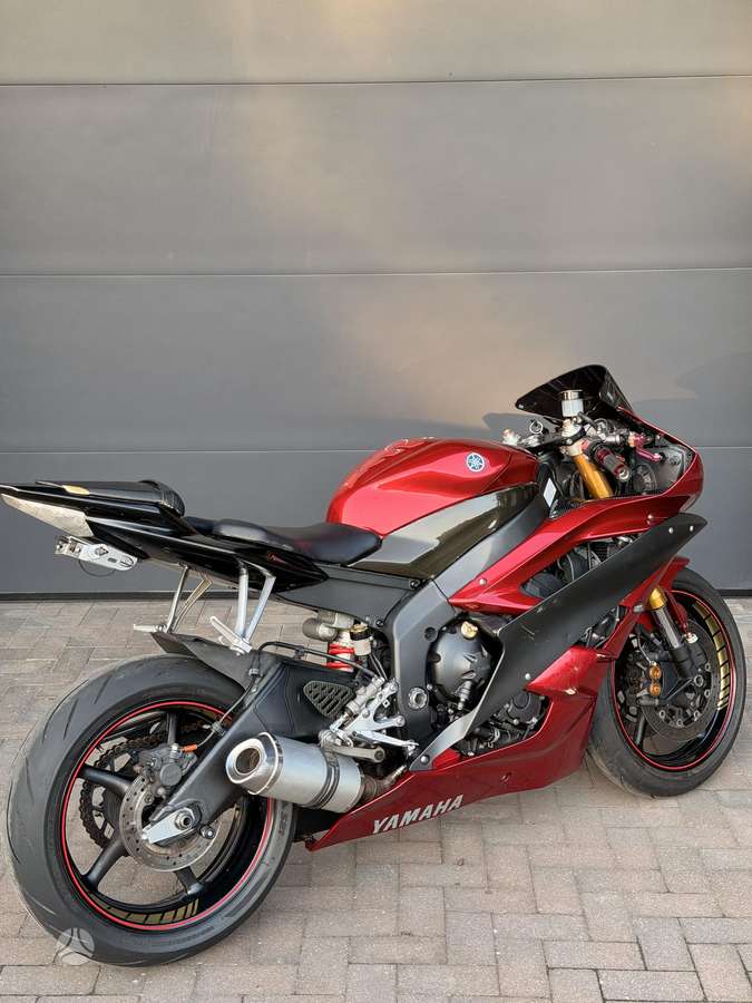 Yamaha R6 599cc, superbikes