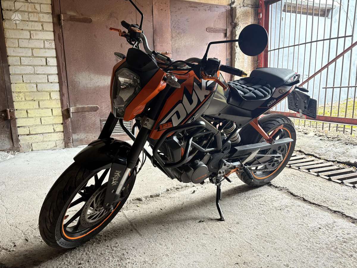 KTM Duke 125cc, street / classic