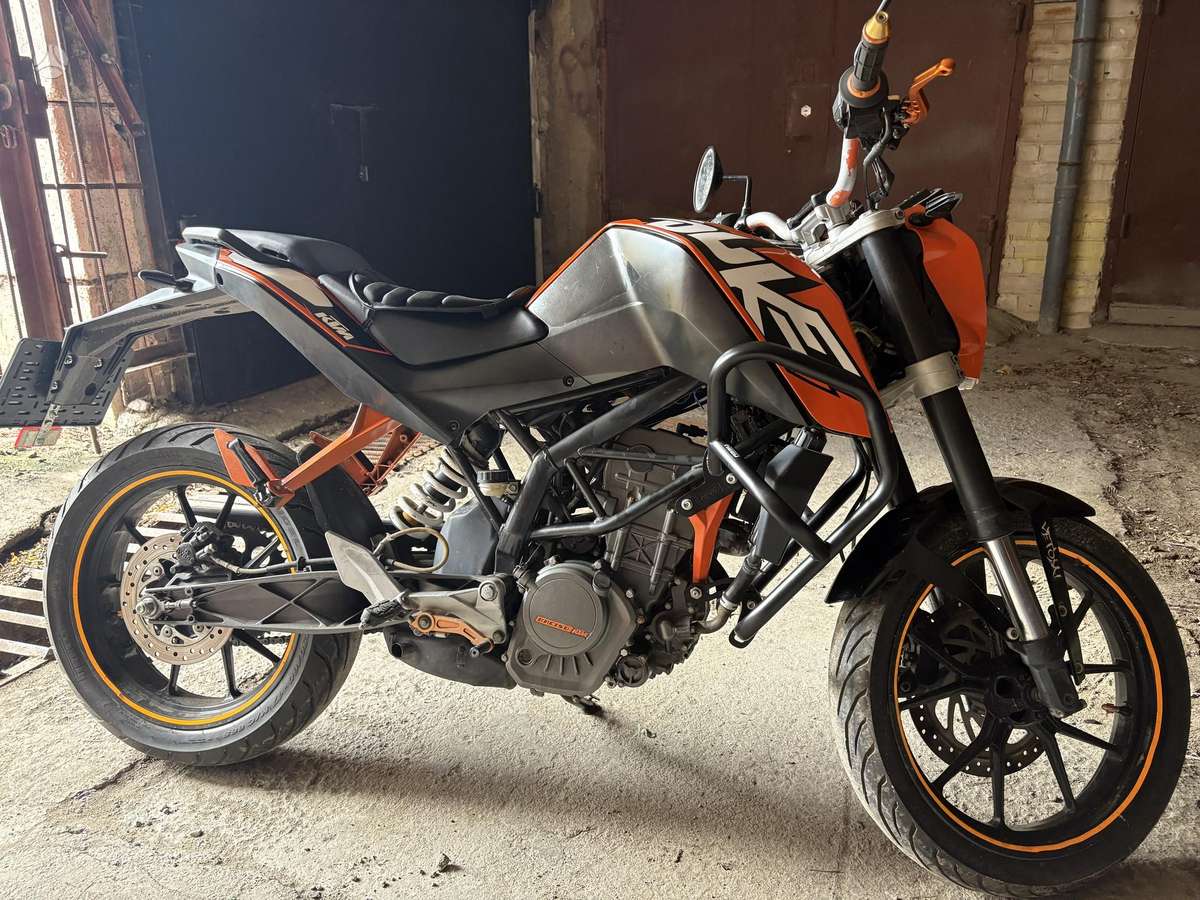 KTM Duke 125cc, street / classic