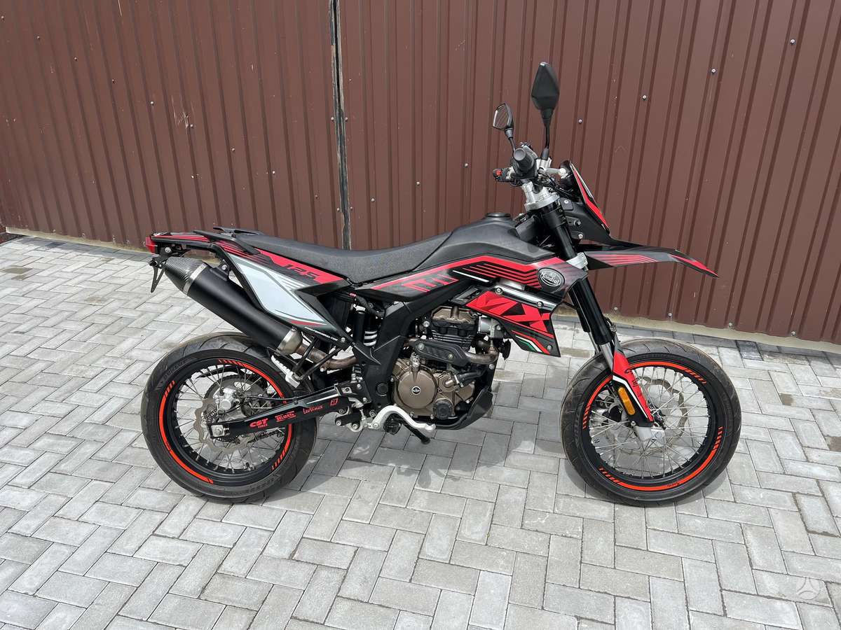 Aprilia SX 125cc, supermoto