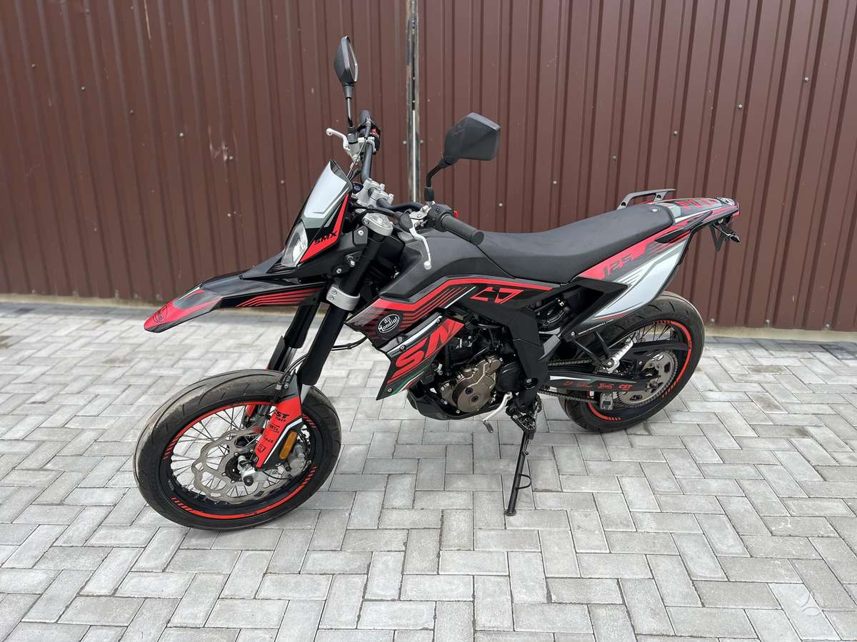 Aprilia SX 125cc, supermoto