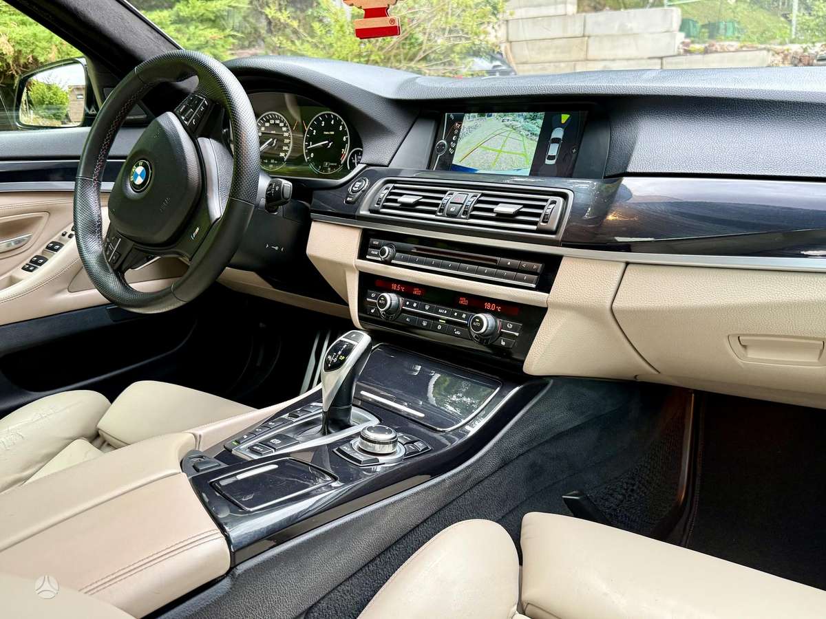 BMW 535, 3.0 l., Седан