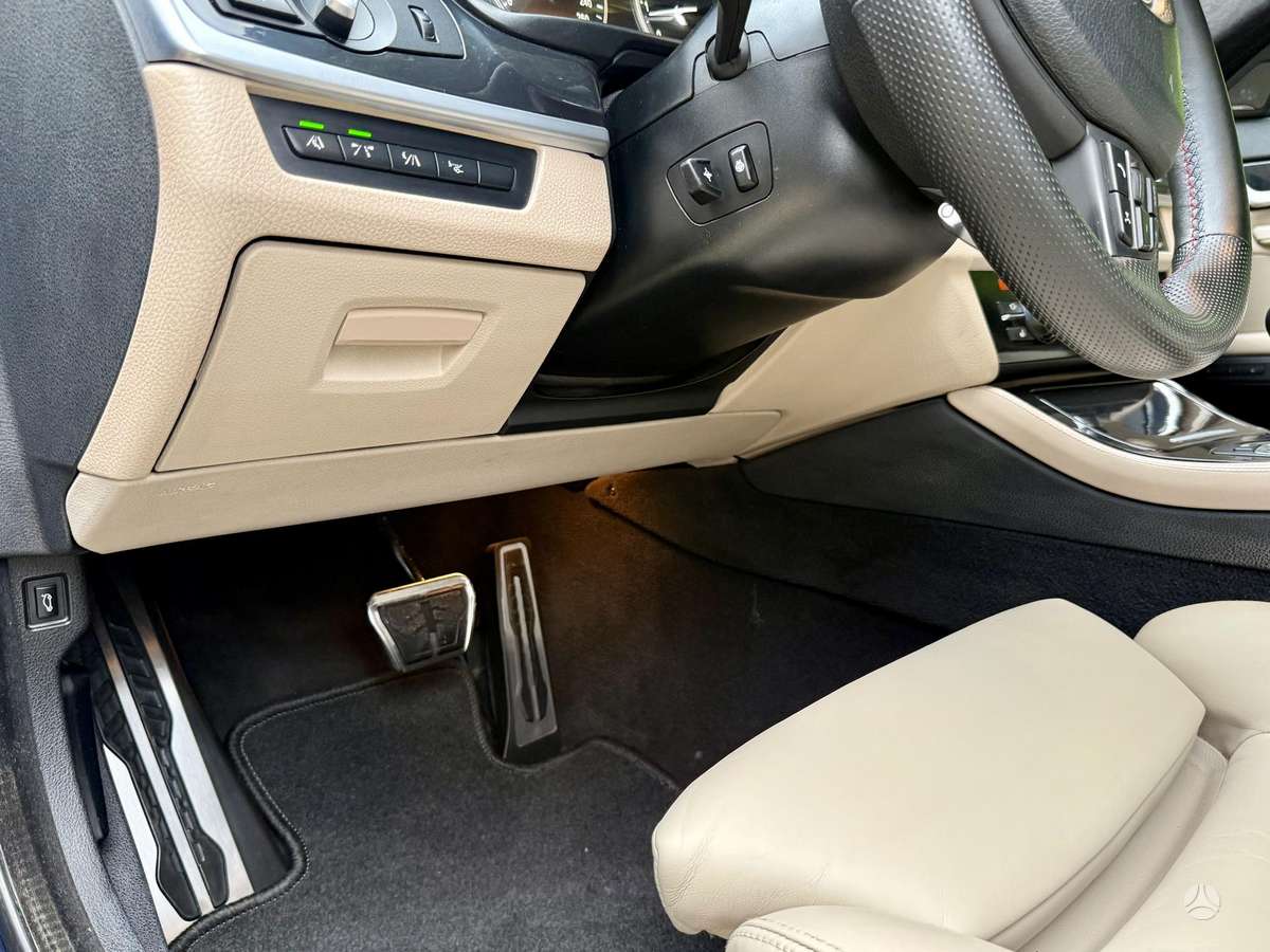 BMW 535, 3.0 l., Седан