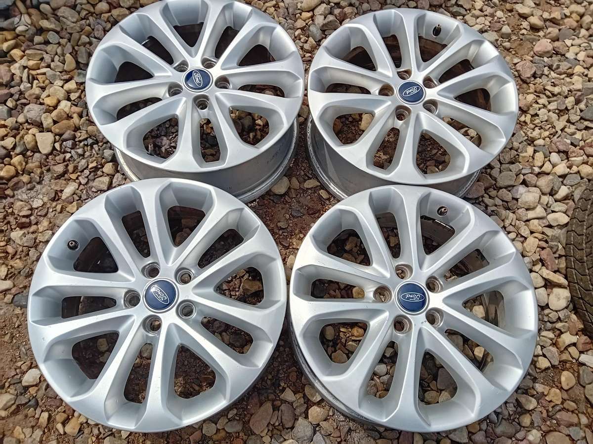 Ford, lengvojo lydinio, R17