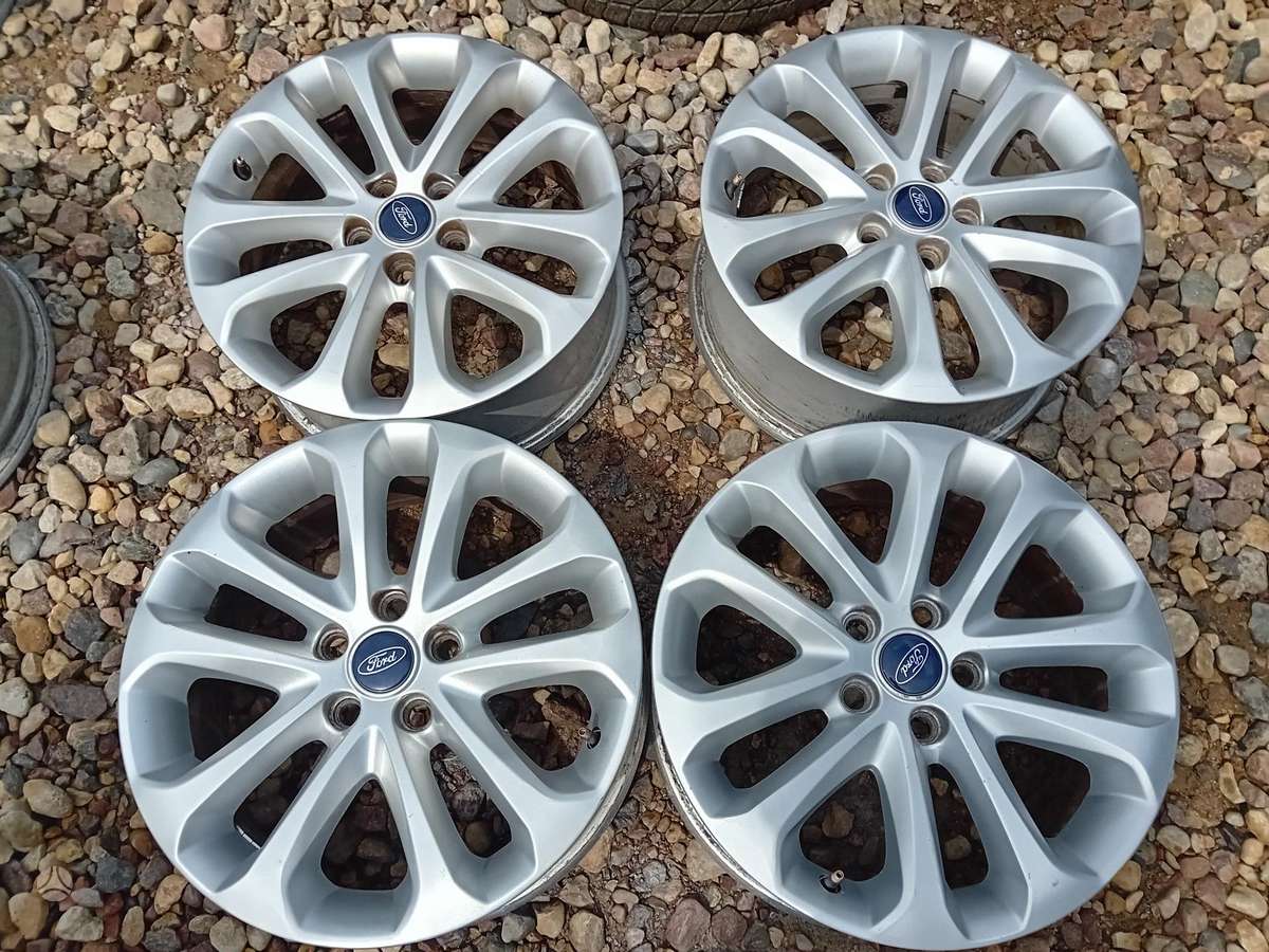 Ford, lengvojo lydinio, R17
