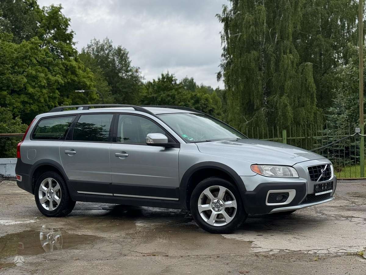 Volvo XC70, 2.4 l., Универсал