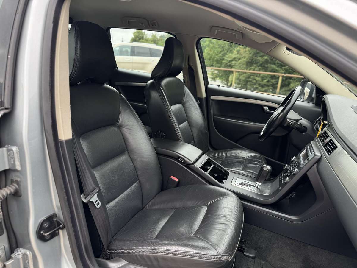 Volvo XC70, 2.4 l., Универсал