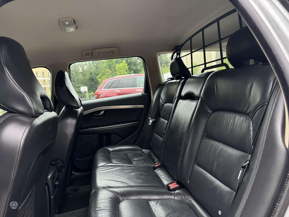 Volvo XC70, 2.4 l., Универсал