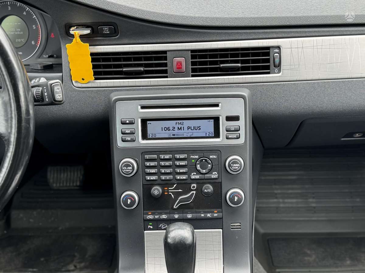 Volvo XC70, 2.4 l., Универсал