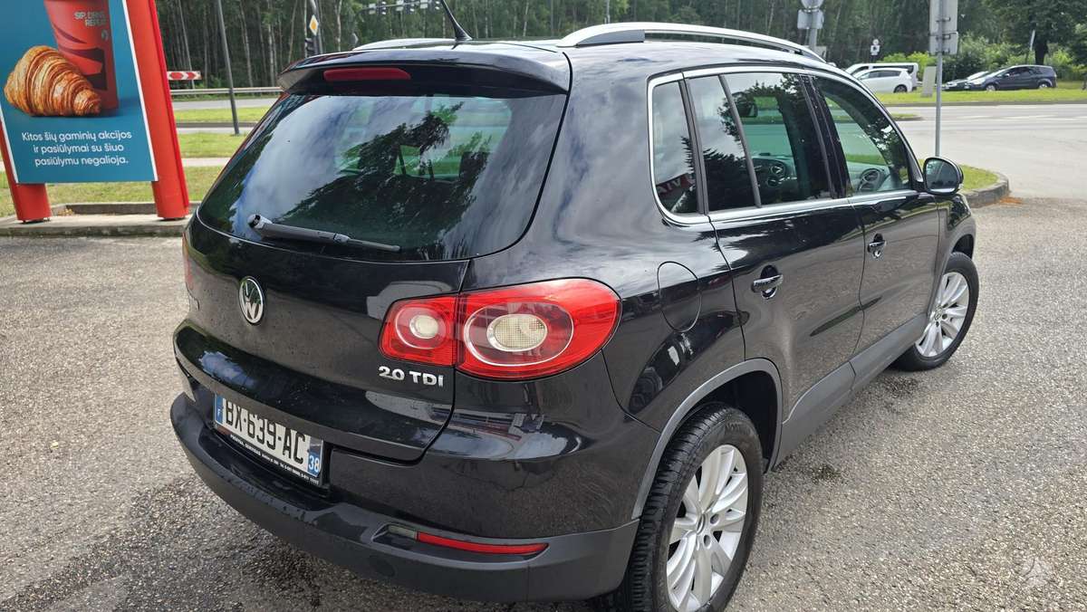 Volkswagen Tiguan - 6