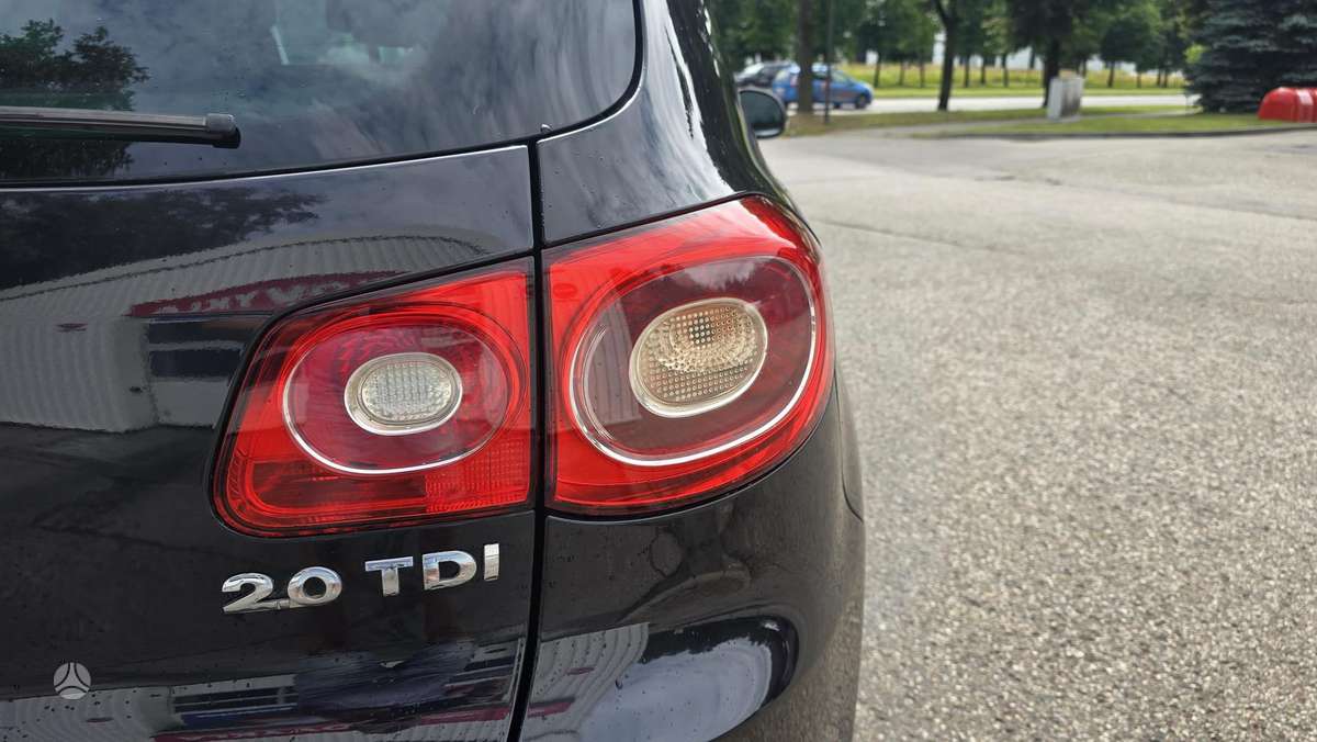 Volkswagen Tiguan - 8