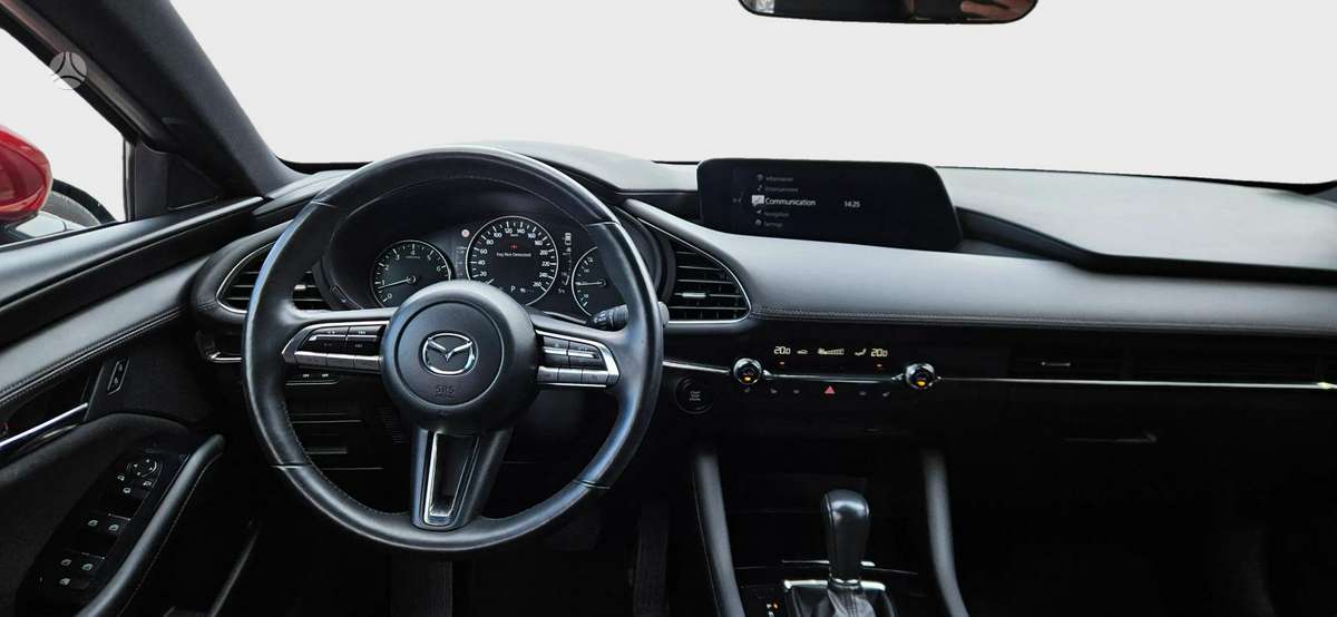 Mazda 3, 2.0 l., Хэтчбек