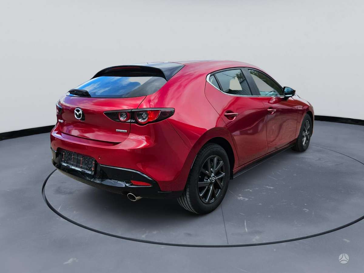 Mazda 3, 2.0 l., hatchback